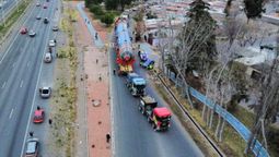 El traslado del enorme reactor de IMPSA demorará días hasta llegar a su destino final, YPF. 