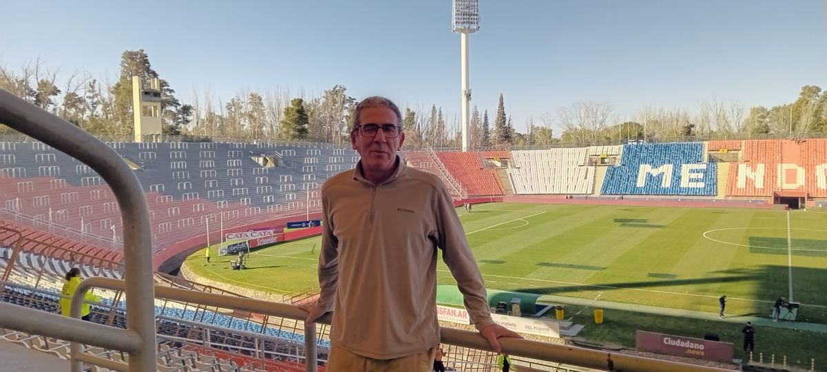 Federico Chiapetta en el Malvinas Argentinas antes de Godoy Cruz vs. River.