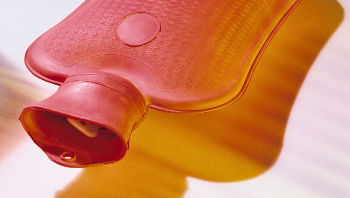 Quien tiene una bolsa de agua caliente sin uso en casa