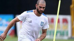 ¿Por qué no jugó el Licha? López abandonó la concentración de Racing