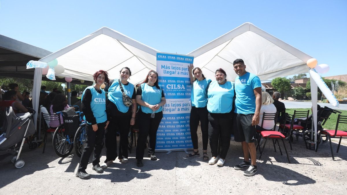 El año pasado se entregaron 72 equipos ortopédicos en un acto que se realizó en las instalaciones de Fundación Grupo América. Allí confluyeron referentes de Cilsa. El año pasado se entregaron 72 equipos ortopédicos en un acto que se realizó en las instalaciones de Fundación Grupo América. Allí confluyeron referentes de Cilsa.