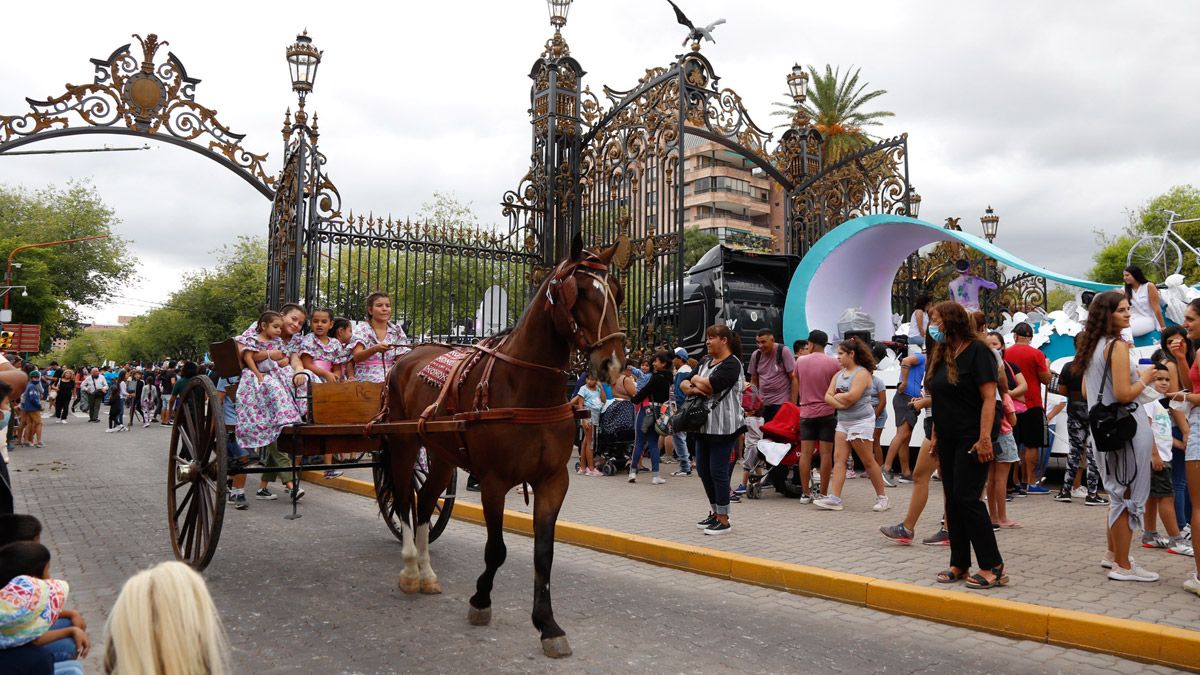 Por la Vía Blanca y el Carrusel habrá cortes de calles y cambios de recorridos en el transporte público.