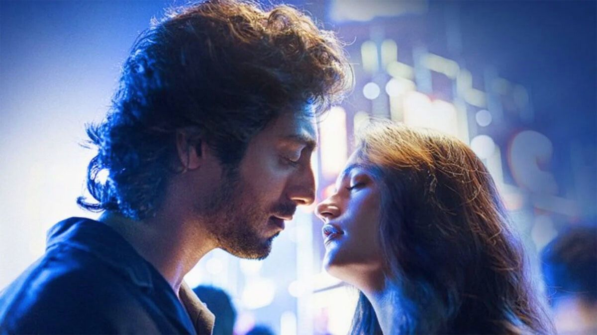 Ahaan Panday y Aneet Padda son los protagonistas principales de esta bonita película de Netflix