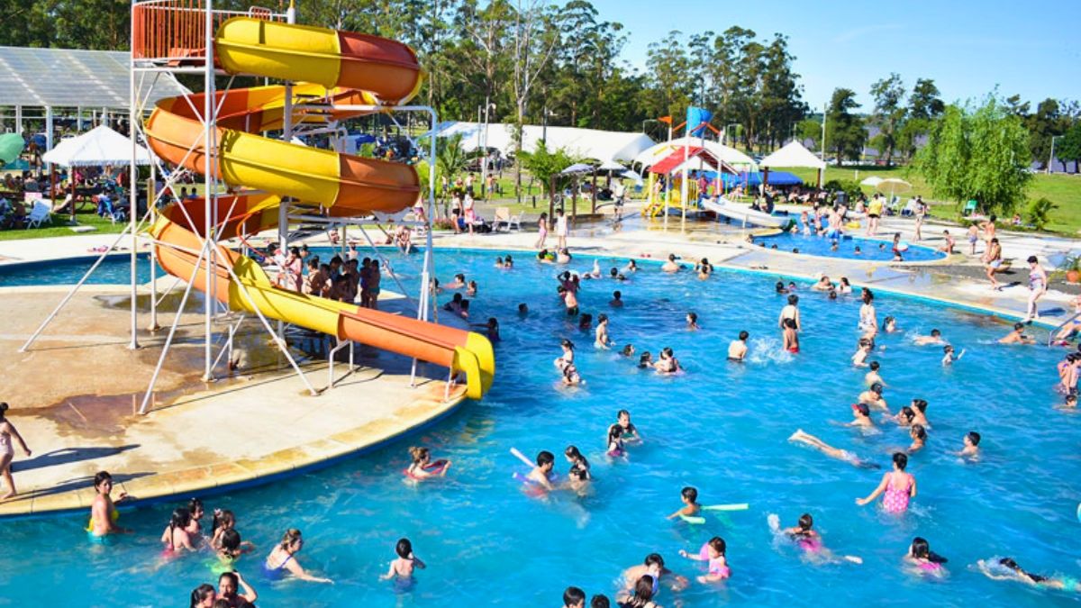 El pueblo de Corrientes que muchos conocen por su parque acuático.