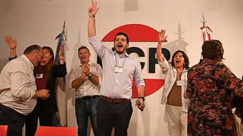 La conducción de la UCR quedó en manos de un intendente con apoyo de Provincias Unidas La conducción de la UCR quedó en manos de un intendente con apoyo de Provincias Unidas