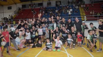 Banco Mendoza se adjudicó el Torneo Vendimia de hockey sobre patines por quinta vez consecutiva