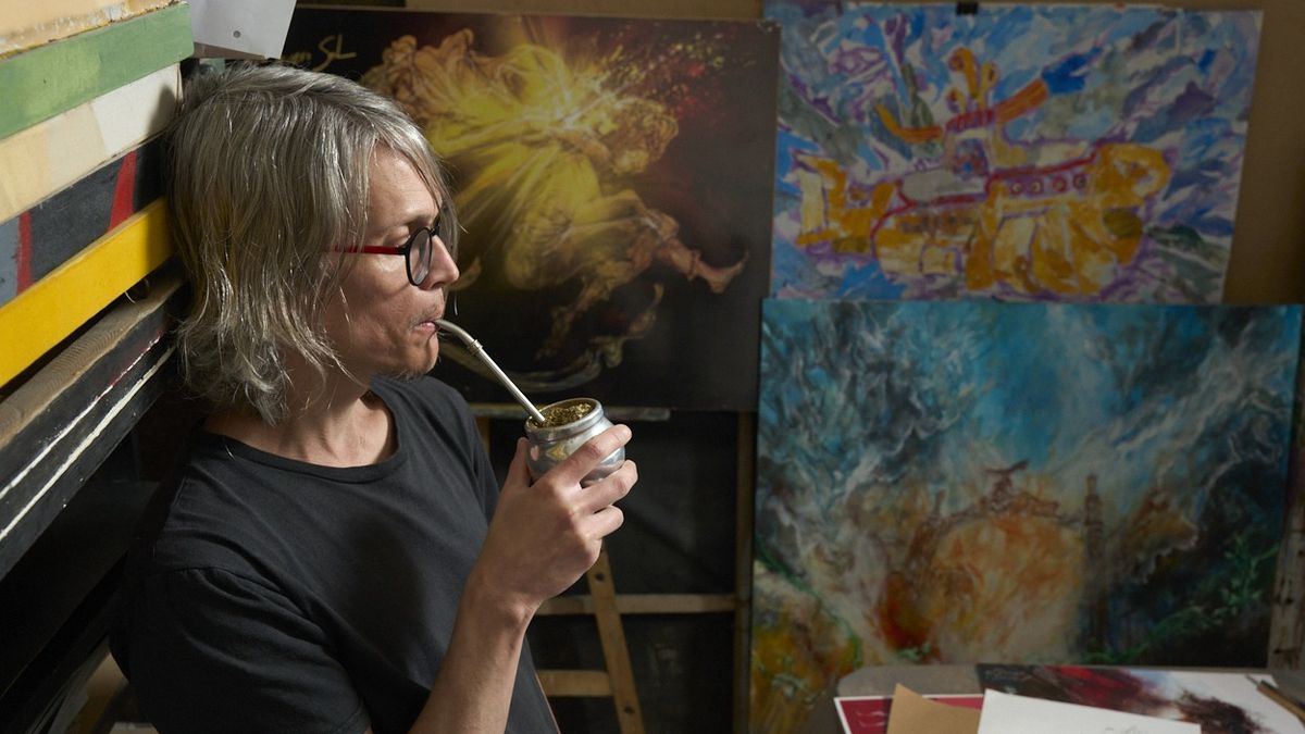 Teniendo un papá músico y una mamá profesora de artes plásticas, Casciani toma diferentes lenguajes para dibujar o pintar. Teniendo un papá músico y una mamá profesora de artes plásticas, Casciani toma diferentes lenguajes para dibujar o pintar.