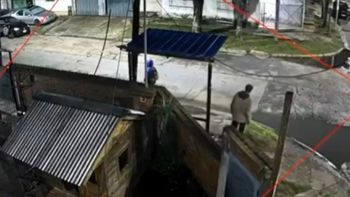 Videos: el sátiro de Ezeiza que intentó secuestrar a 4 mujeres en la vía pública