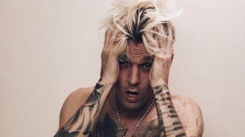 El reconocido músico Aaron Carter está internado en grave estado
