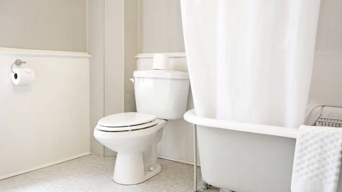 Trucos caseros: 3 técnicas que usan los expertos de la limpieza para dejar impecables las cortinas del baño