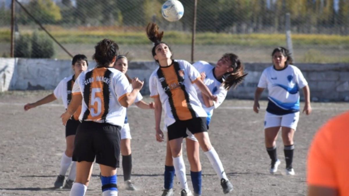 El partido que se jugó en Chubut terminó con el árbitro agredido.