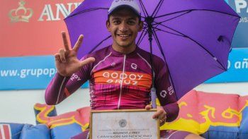 Franco Vecchi ganó la Vuelta del Este y Mauricio Páez es tricampeón mendocino de ruta