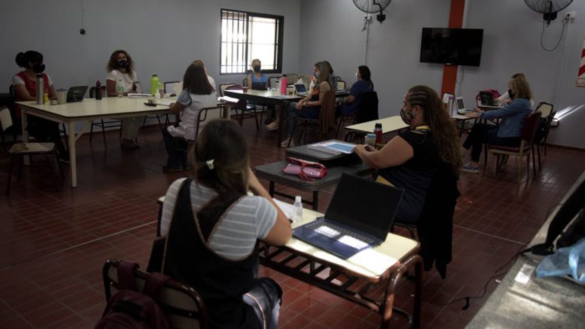 El martes 21 de septiembre, el Día del Estudiante, se desarrollarán las jornadas institucionales en ambos turnos.