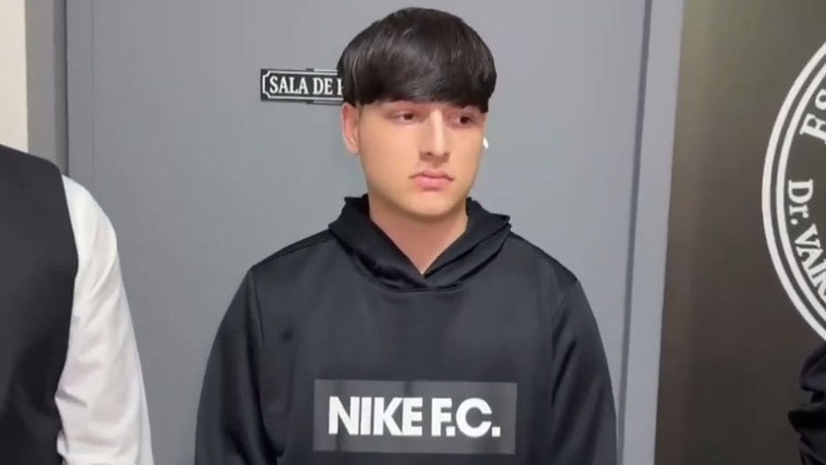 Estanislao Vaira Lyton, hijo de un reconocido abogado penalista, fue testigo directo de la agresión de patovicas a un adolescente aufera del salón Desert Gala, en Chacras.