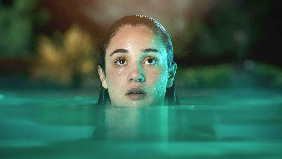 La actriz Eléa Rochera interpreta a Reese Russell en la película de Netflix.