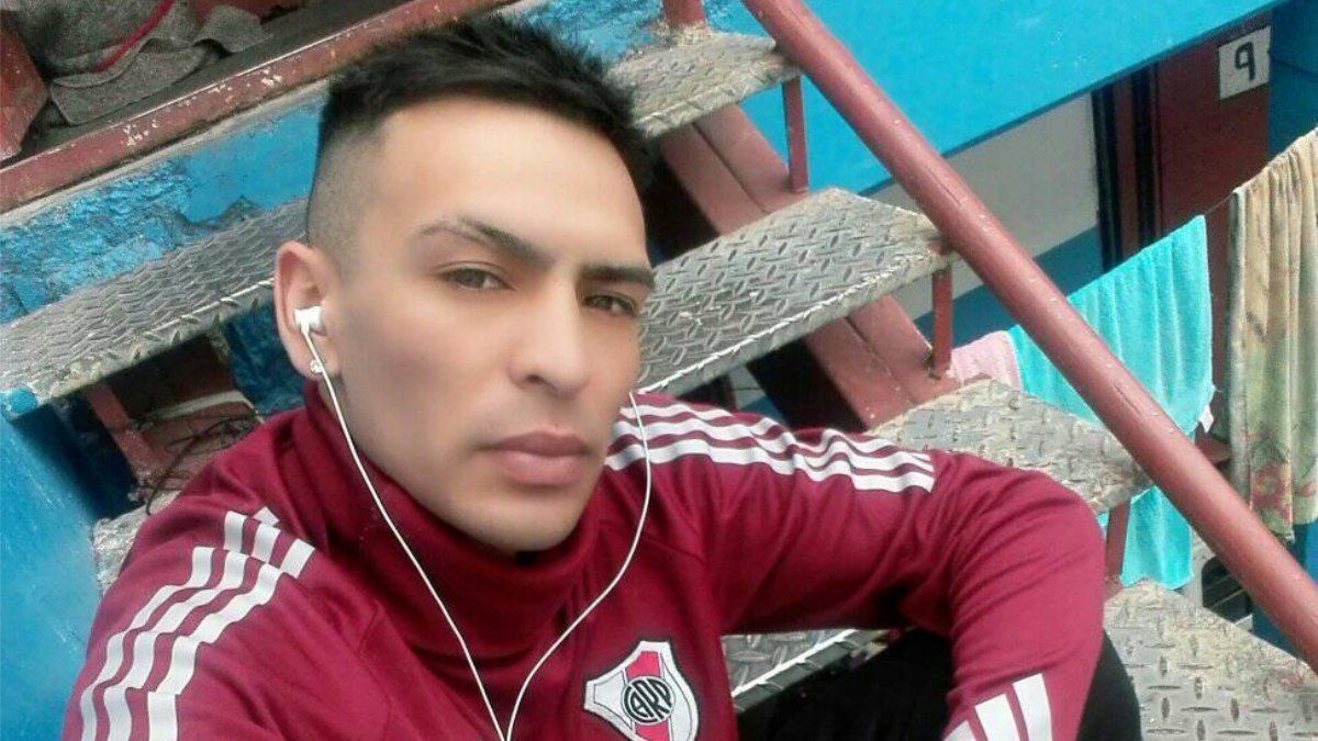 Enzo Figueroa está acusado de participar en el crimen en Las Heras de Esteban Emilio Olivera.