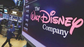 Mostró una pancarta a favor de Trump y le prohíben el acceso a Disney