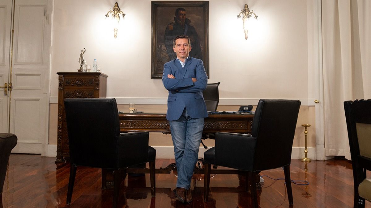 El presidente de la Cámara de Diputados, Andrés Lombardi, le pegó duro a los peronistas dirigidos por la Cámpora. La agenda del PJ mendocino la maneja Cristina