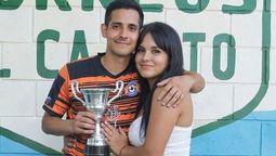 Jonathan Posdeley (34) y su hermana Priscila Varky (22) fueron víctimas de un crimen de terror en Pilar. Jonathan Posdeley (34) y su hermana Priscila Varky (22) fueron víctimas de un crimen de terror en Pilar.