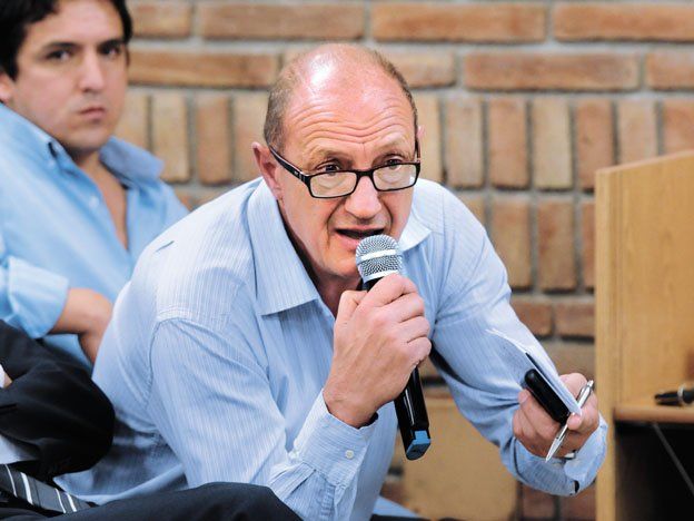 La interna radical se acrecentó por el tema del Presupuesto 2014