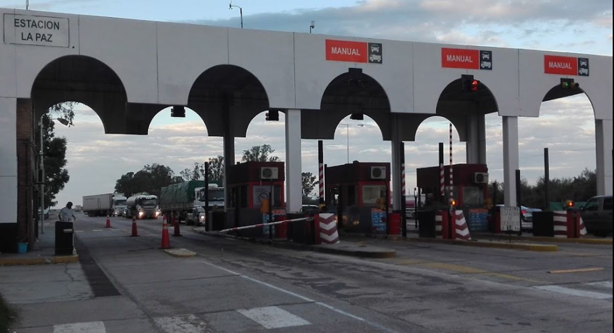 El peaje en La Paz, Mendoza.