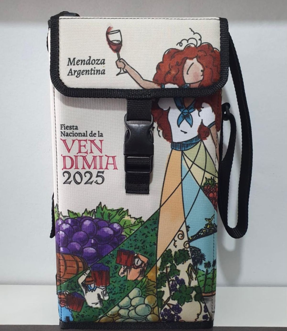 El bolso artesanal que contiene diferentes productos hechos por mendocinos es el El bolso artesanal que contiene diferentes productos hechos por mendocinos es el
