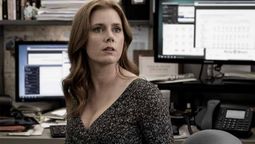 Amy Adams como Louise Banks.