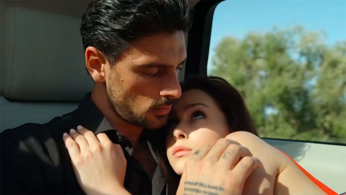 Massimo y Laura se muestran más apasionados en esta segunda entrega, pero hay algunos dramas que tendrán que resolver.