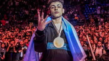 Trueno presenta su primer disco en un show gratuito