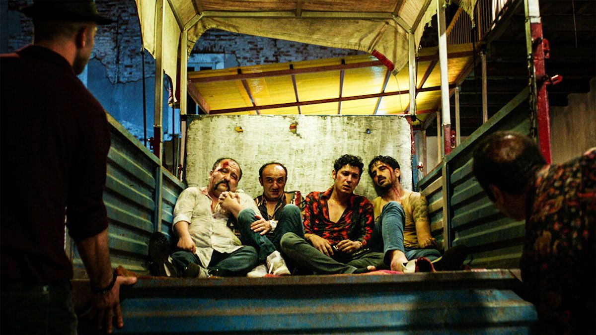 La película Money Trap es una de las producciones de acción y comedia con más reproducciones de Netflix. La película Money Trap es una de las producciones de acción y comedia con más reproducciones de Netflix.