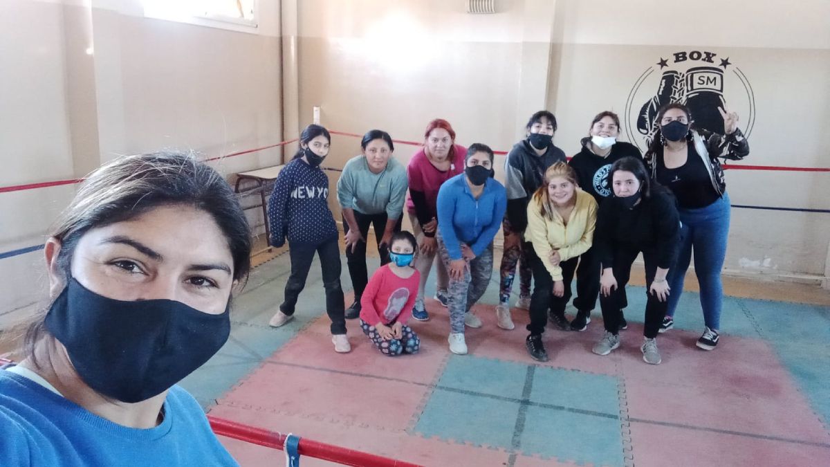 Yésica Marcos inició en San Martín una nueva etapa respecto al pugilismo: enseñando a boxear en el polideportivo Gustavo Torito Rodríguez