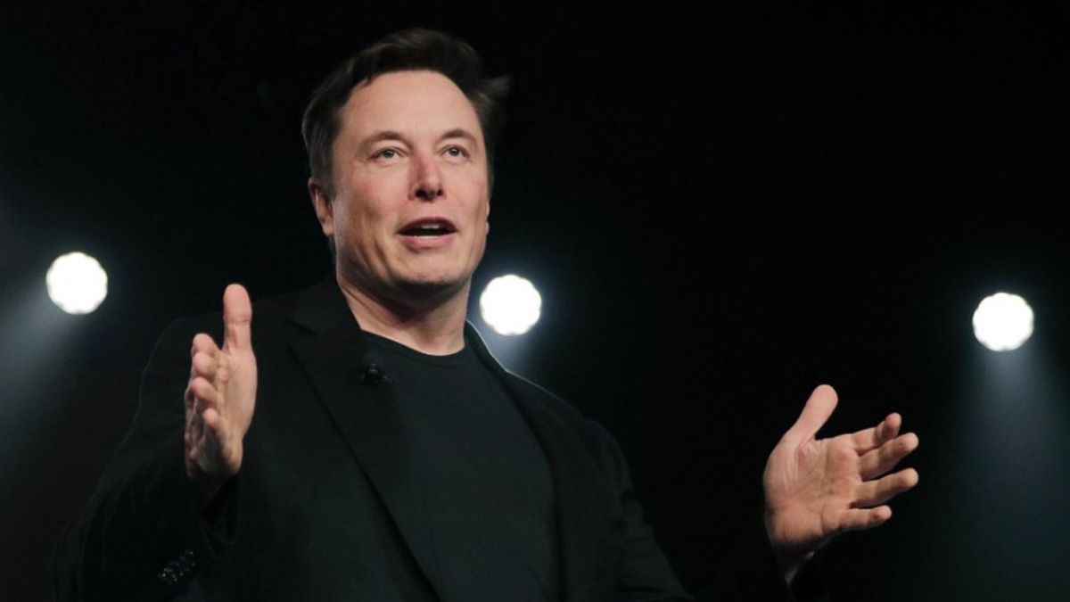 .Despedirá a 5 mil empleados. El magnate Elon Musk oficializó la compra de Twitter