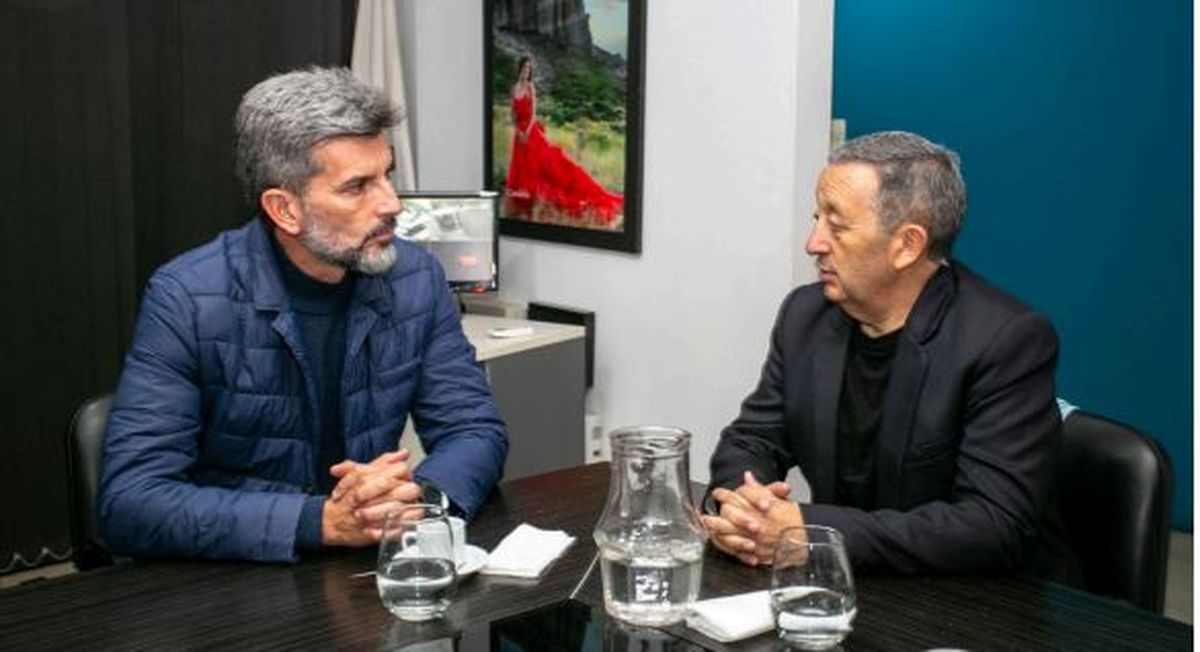 El radical Ulpiano Suarez con el peronista Celso Jaque. El radical Ulpiano Suarez con el peronista Celso Jaque.