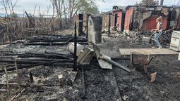 Según los vecinos, los reclamos para limpiar el zanjón vienen desde hace tiempo sin resultados. El incendio por el zonda hizo estragos.