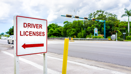 Los residentes de Miami ahora tienen la oportunidad de restablecer sus licencias de conducir a través de un nuevo programa de asistencia.