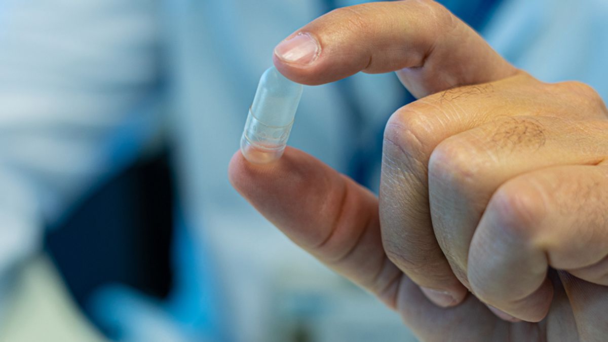 La colocación de la cápsula que luego se transforma en el balón no requiere ningún procedimiento invasivo, así como su extracción.