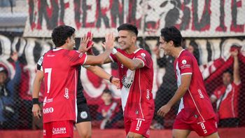Deportivo Maipú le ganó a Almagro y sigue sumando en el ciclo de Echeverría como DT Deportivo Maipú le ganó a Almagro y sigue sumando en el ciclo de Echeverría como DT