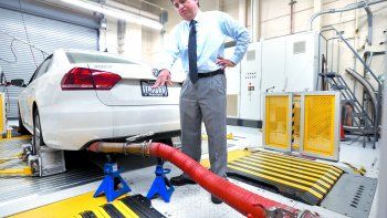 Aseguran que Alemania sabía que Vokswagen incumplía los controles de gases