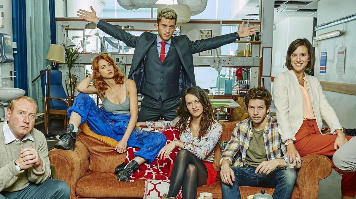 Crashing, la miniserie cómica de Netflix que dura poco más de dos horas