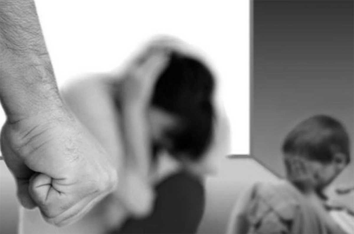 En las familias de los policías sumariados por violencia de género se viven momentos tremendos.