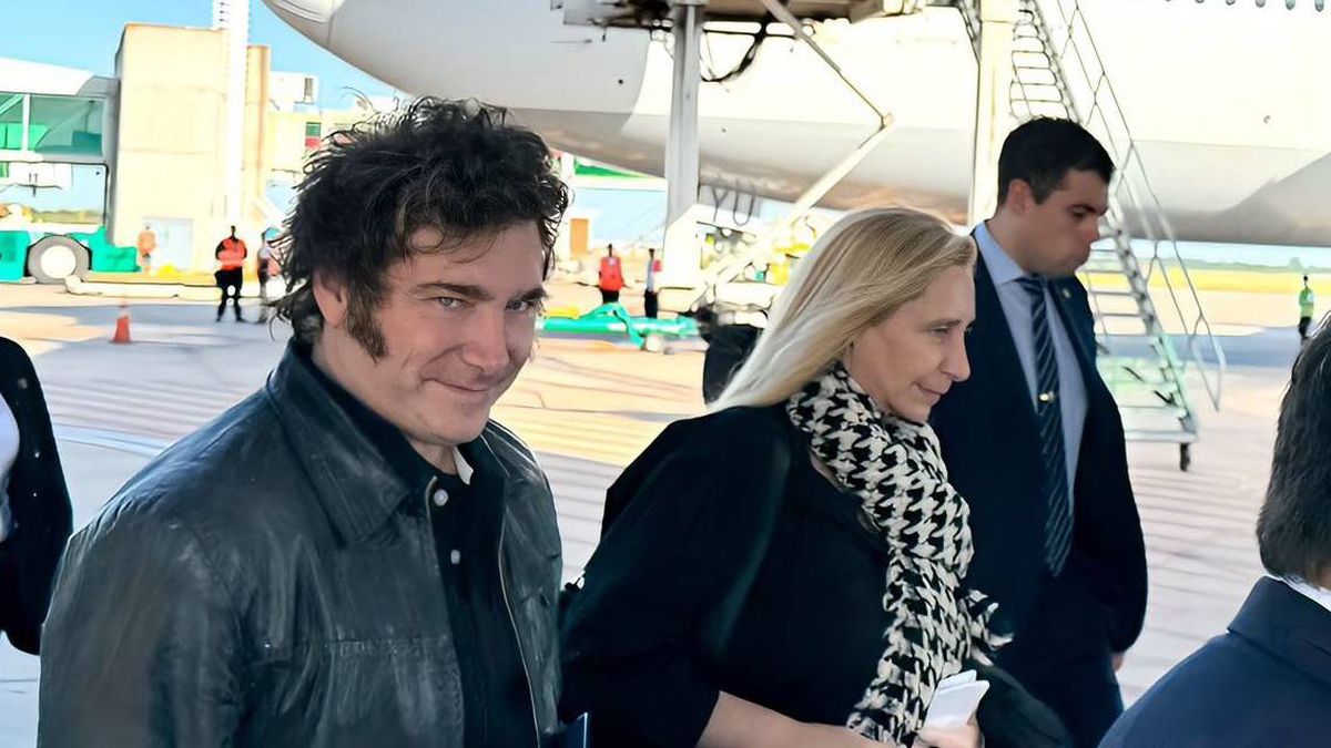 Javier Milei viaja a Nueva York junto a su hermana Karina, la secretaria general de la Presidencia.