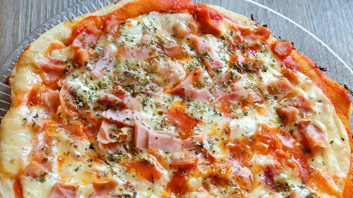 Beneficio de comer pizza. Beneficio de comer pizza.