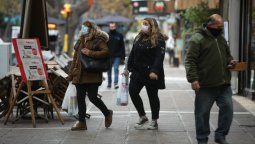 Se sumaron 61 casos en Mendoza y un nuevo fallecimiento