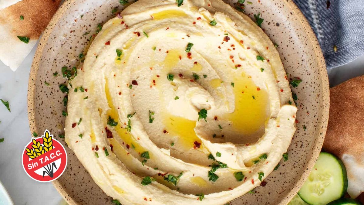 Esta receta sin TACC es muy fácil de hacer y lograrás en poco tiempo un delicioso hummus. Esta receta sin TACC es muy fácil de hacer y lograrás en poco tiempo un delicioso hummus.