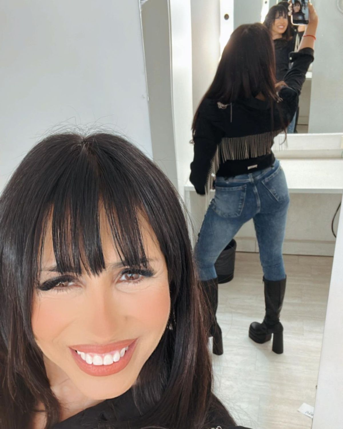 Transparentísimo, sin ropa interior y con brassier, Marixa Balli en 