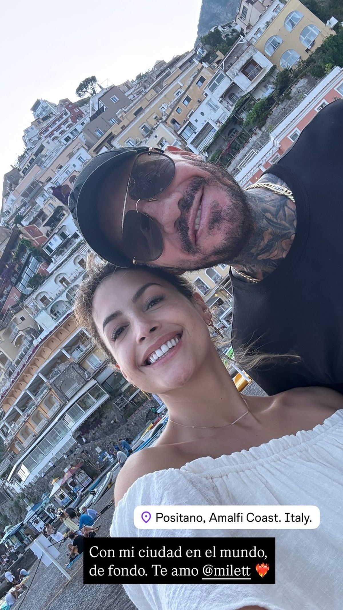 Las fotos de Marcelo Tinelli y Milet Figueroa presumiendo sus figuras en la Costa Amalfitana. Las fotos de Marcelo Tinelli y Milet Figueroa presumiendo sus figuras en la Costa Amalfitana.