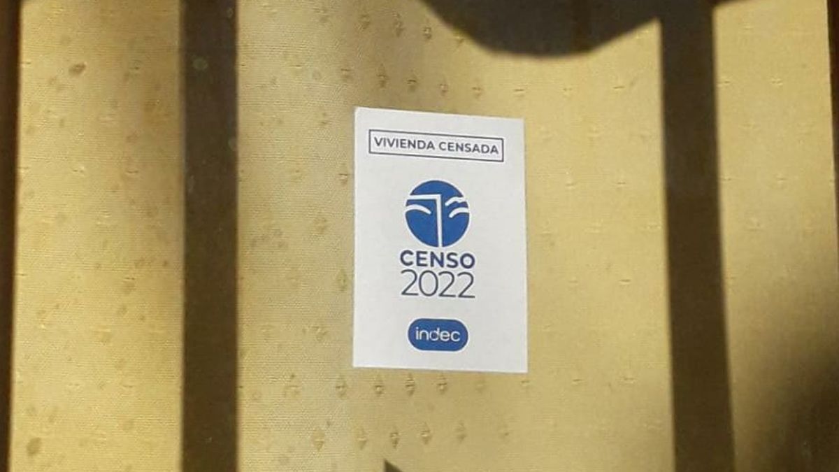 Así es el sticker que deben pegar los censistas en las viviendas ya censadas.