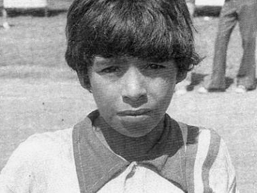 Maradona deslumbró con Los Cebollitas de Argentinos Juniors.