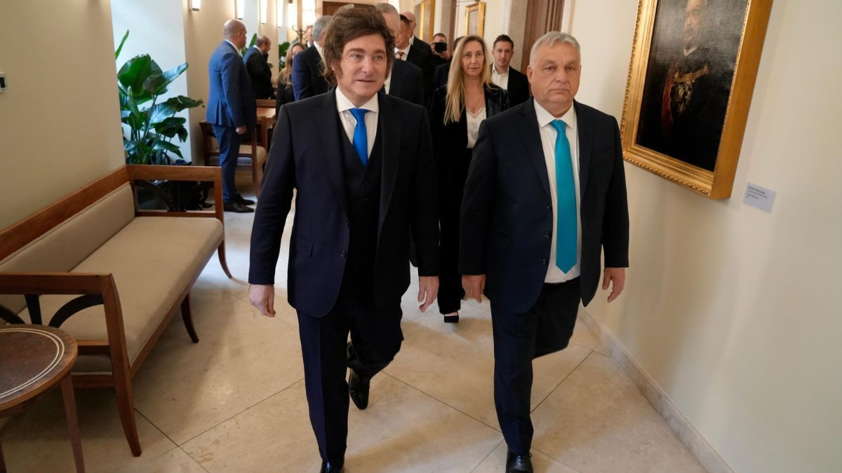 El presidente Javier Milei junto al primer ministro de Hungría, Víktor Orban.