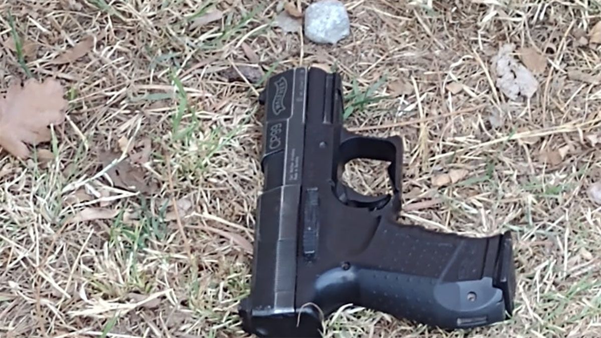 La Policía encontró una pistola en la zona donde se produjo el tiroteo en Las Heras.